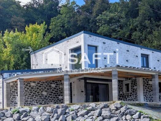 Maison à vendre 300 000 € 7 pièces 4 chambres 175 m² 1 300 m² de terrain Abbeville 80100