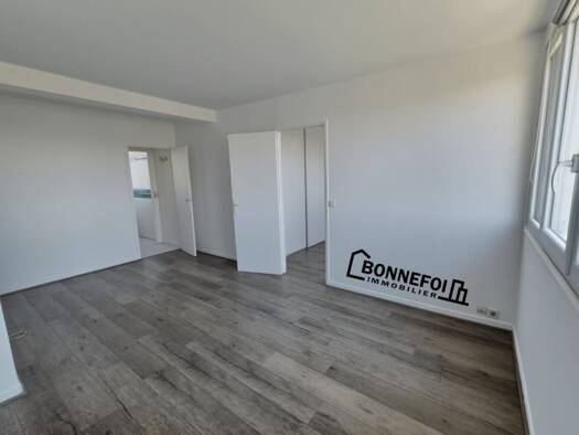 Appartement à vendre 159 000 € 2 pièces 1 chambre 37,8 m² RDC/4 Plant Champigny-sur-Marne 94500