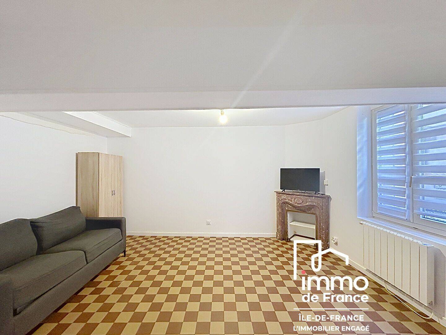 Appartement 1 pièce 21 m² · à Chartres · 21 m² · 450 €