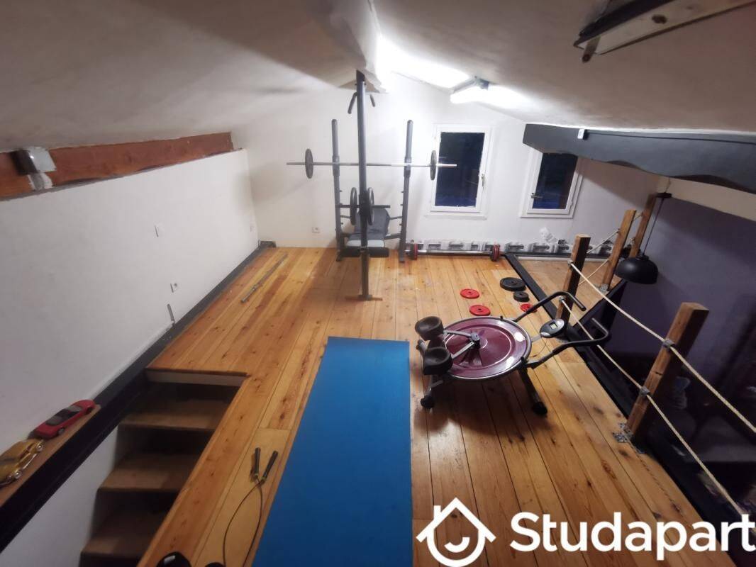1 pièce 11 m² · à Saint-Loubès · 11 m² · 400 €