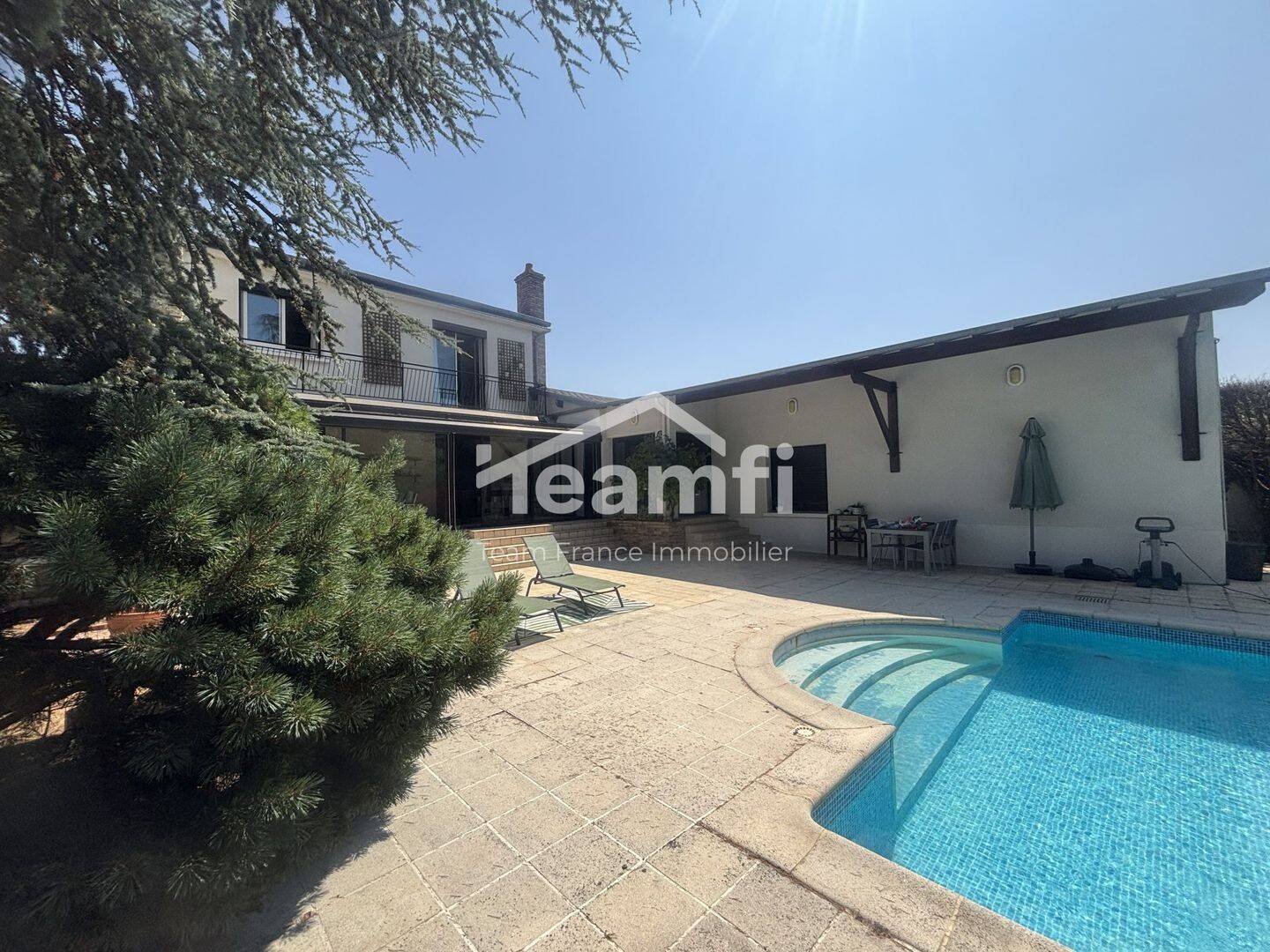 Maison 7 pièces 255 m² · à Saint-Florent-sur-Cher · 255 m² · 324 900 €