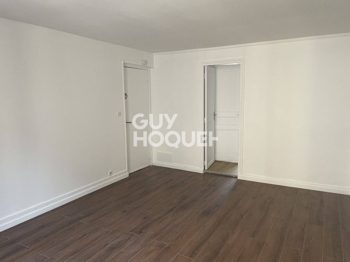 Appartement 1 pièce 28 m² · à Puteaux · 28,1 m² · 850 €