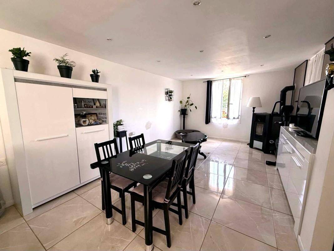 Maison 3 pièces 68 m² · à Venette · 67,6 m² · 133 000 €