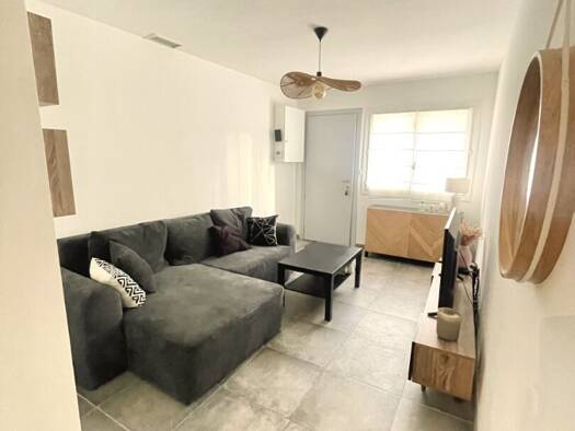 Maison à vendre 265 000 € 3 pièces 2 chambres 54 m² 10 m² de terrain Centre Ville Mauguio 34130