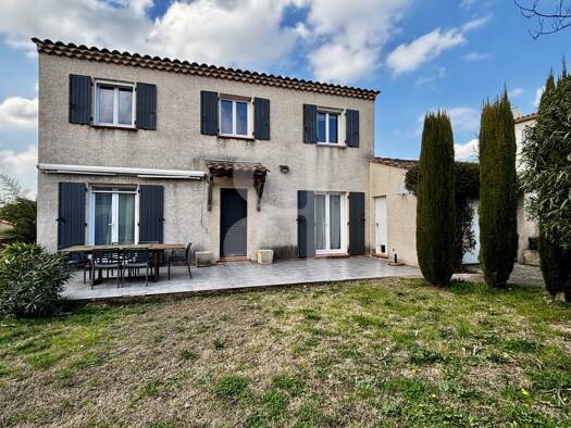 Villa à vendre 435 000 € 4 pièces 3 chambres 102 m² 353 m² de terrain Les Ecarts Saint-Rémy-de-Provence 13210