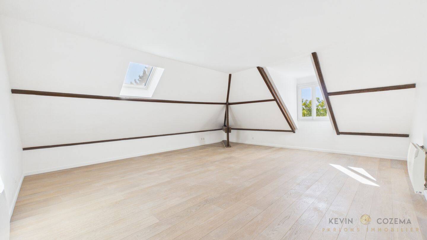 Appartement 3 pièces 81 m² · à Corbeil-Essonnes · 81 m² · 158 000 €