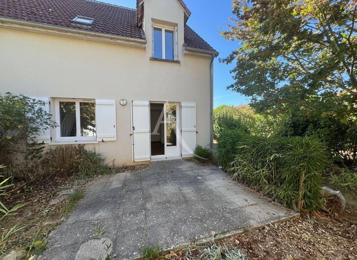 Maison 4 pièces 83 m² · à Villebarou · 82,5 m² · 930 €/mois