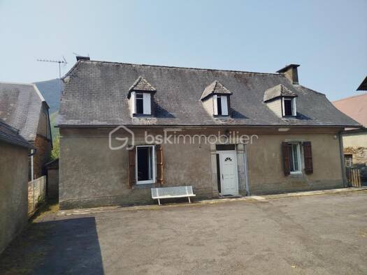 Ferme à vendre 226 000 € 7 pièces 4 chambres 145 m² Gazost 65100