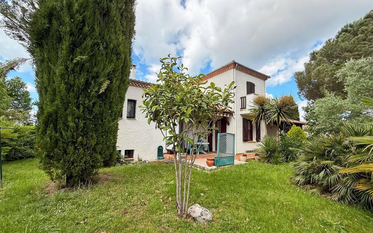 Maison 7 pièces 141 m² · à Pujols · 141 m² · 230 000 €
