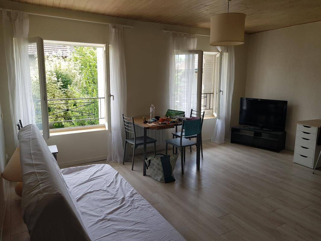 Appartement 1 pièce 33 m² · à Rumilly · 33 m² · 515 €