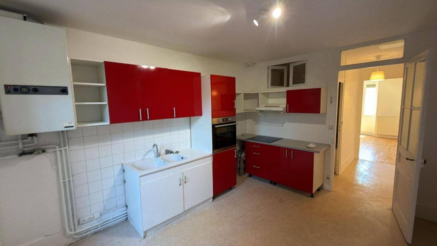 Appartement 3 pièces 74 m² · à Oullins-Pierre-Bénite · 74 m² · 835 €/mois