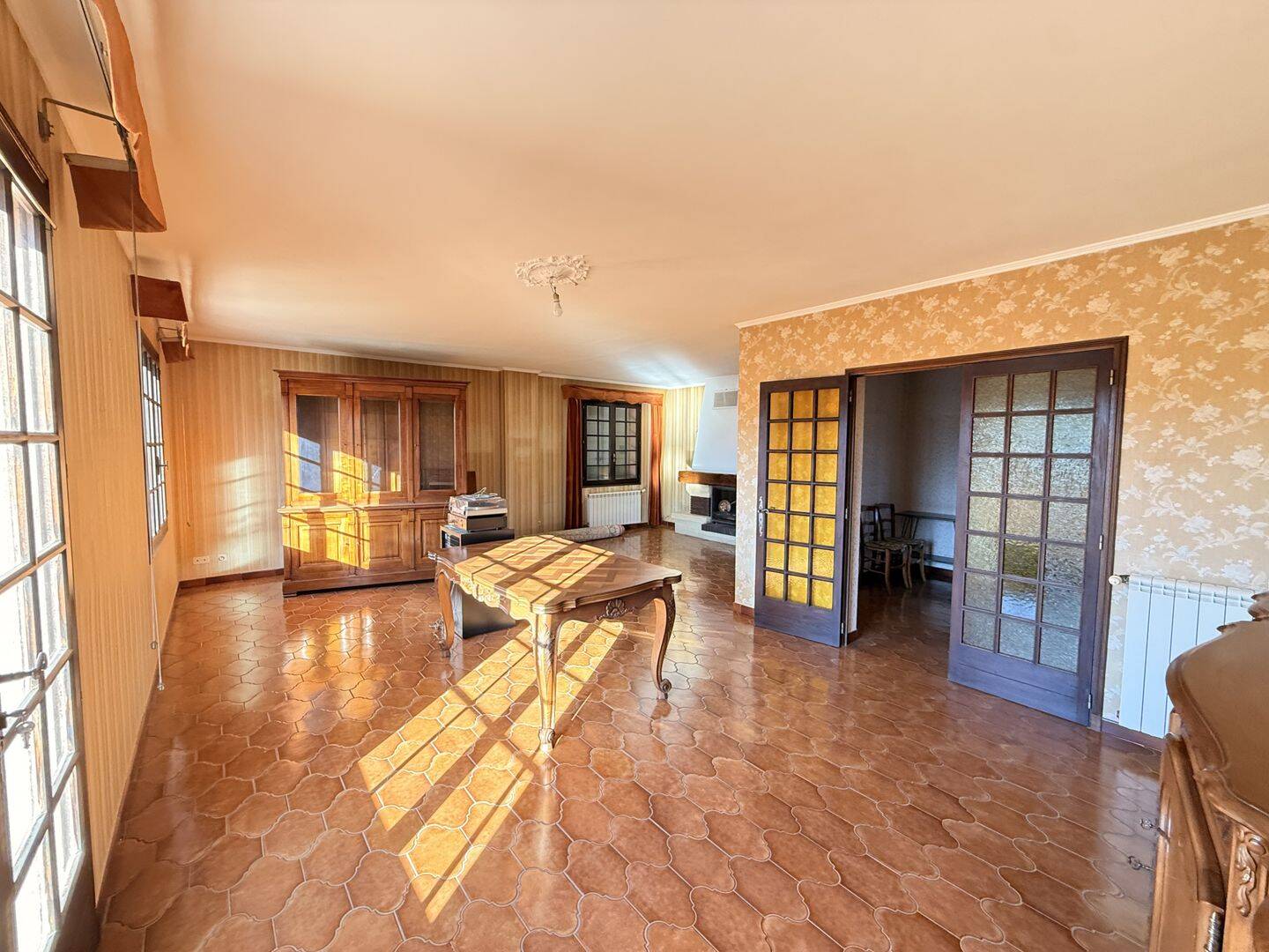 Maison 9 pièces 211 m² · à Six-Fours-les-Plages · 211,2 m² · 650 000 €