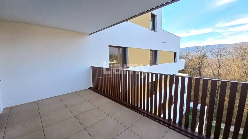 Appartement à louer 1 188 € 4 pièces 91,1 m² Étage 3/5 Les Hauts de Chambéry-Mollard Chambéry 73000