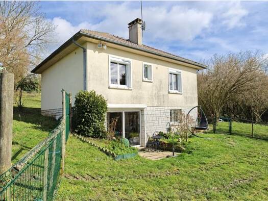 Maison à vendre 283 500 € 3 pièces 1 chambre 105 m² 5 000 m² de terrain Varreddes 77910