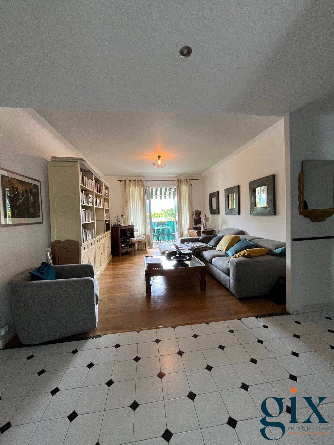Appartement 3 pièces 82 m² · à La Tronche · 82,3 m² · 360 000 €