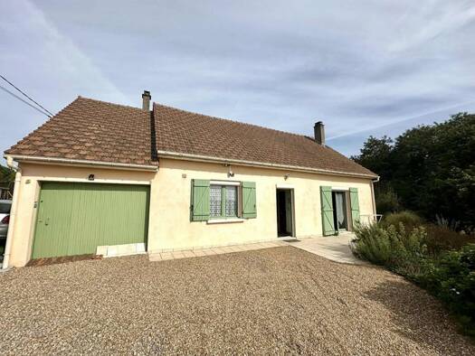 Maison à vendre 152 290 € 5 pièces 4 chambres 115 m² 3 171 m² de terrain Montreuil-le-Henri 72150