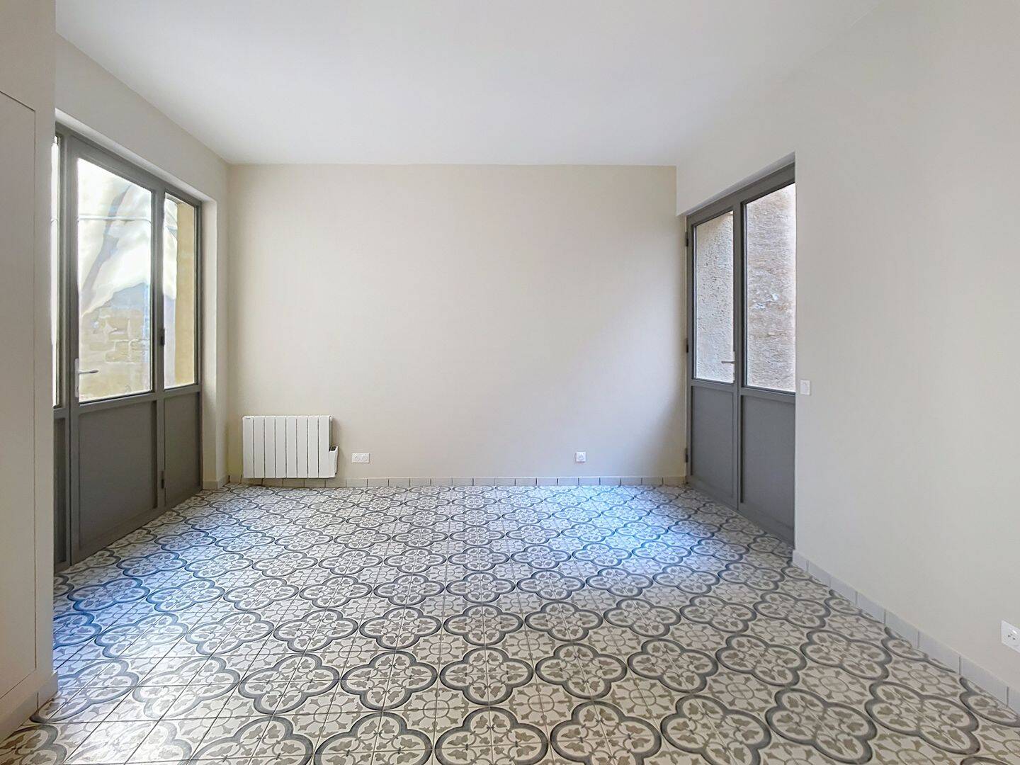 Appartement 3 pièces 72 m² · à Avignon · 72 m² · 900 €