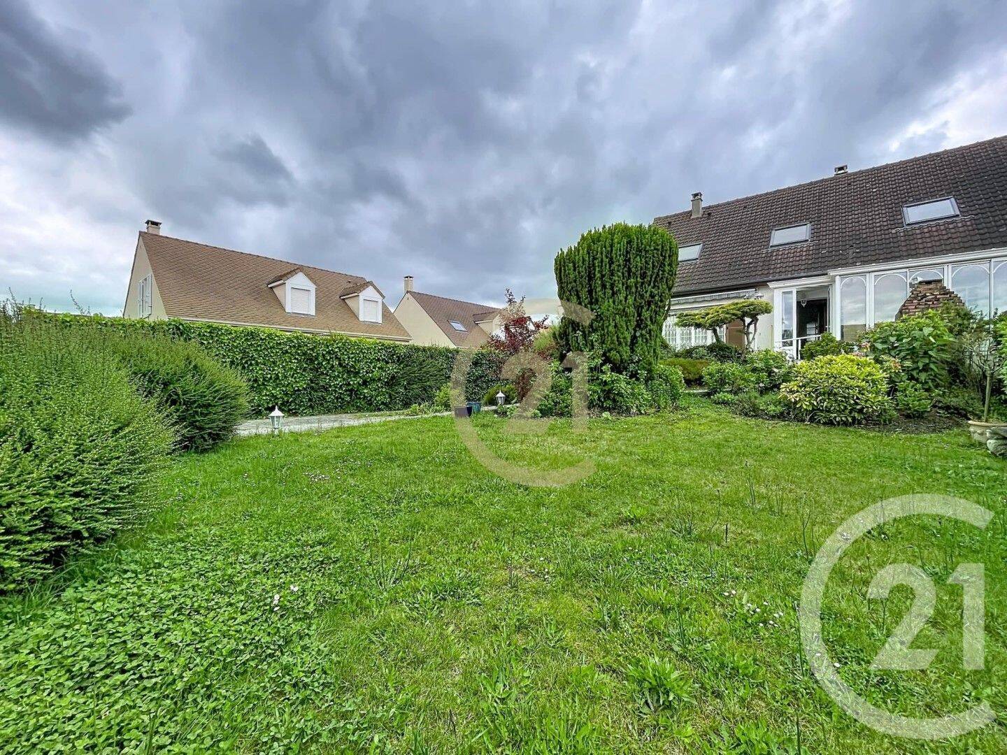 Maison 6 pièces 150 m² · à Fontenay-le-Fleury · 150 m² · 640 000 €