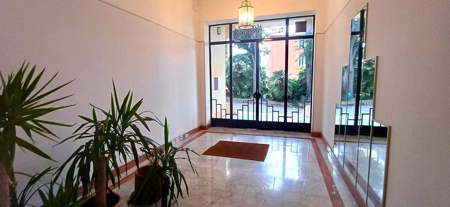 Appartement 2 pièces 59 m² · à Nice · 59 m² · 298 000 €