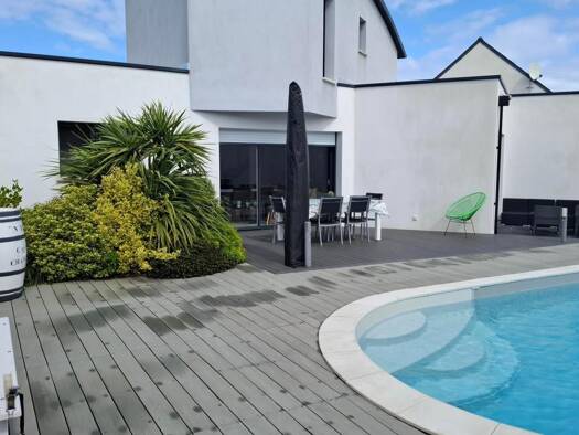 Maison à vendre 618 000 € 4 pièces 3 chambres 126 m² 425 m² de terrain Batz-sur-Mer 44740