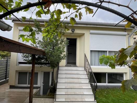 Maison à vendre 389 400 € 7 pièces 5 chambres 94 m² 251 m² de terrain Stalingrad Le Blanc-Mesnil 93150