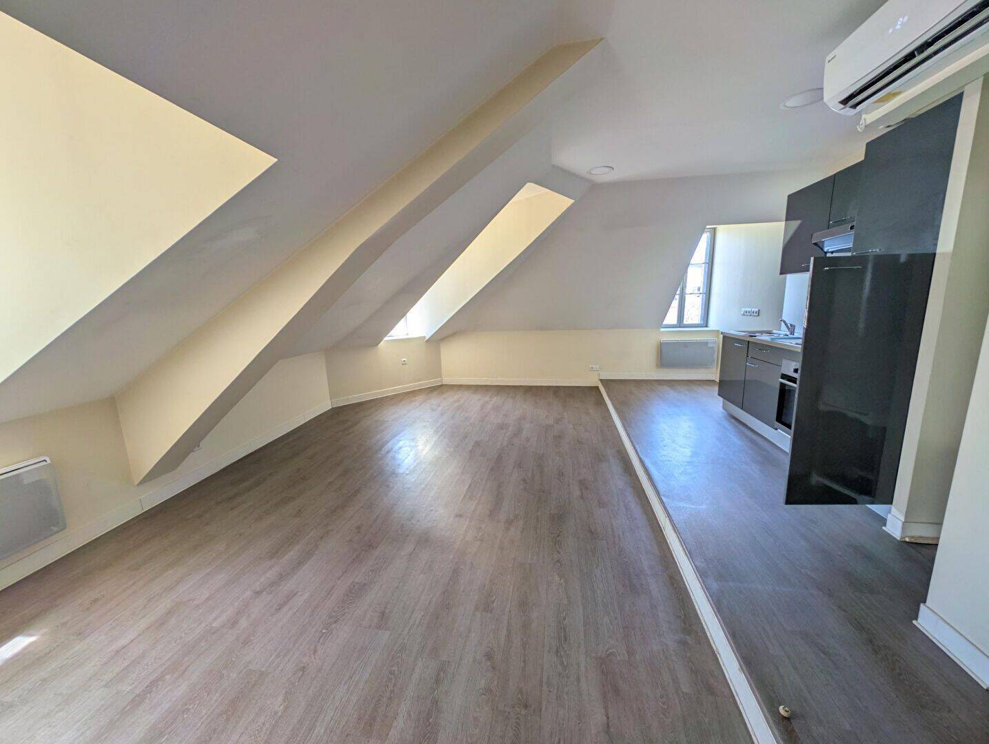 Appartement 2 pièces 27 m² · à Bourges · 27 m² · 560 €