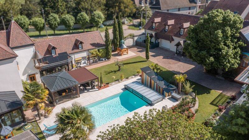Maison 15 pièces 594 m² · à Arc-sur-Tille · 594 m² · 1 350 000 €