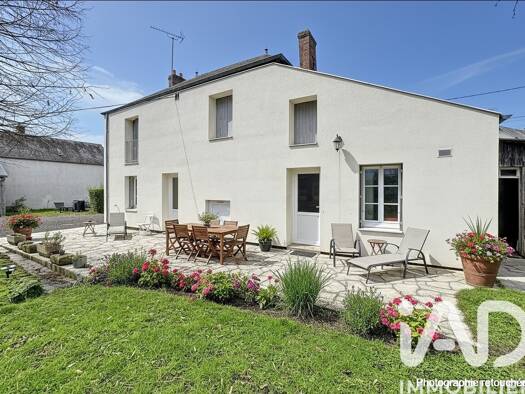 Maison de plain-pied à vendre 167 000 € 3 pièces 2 chambres 68 m² 1 267 m² de terrain Bazoches-les-Gallerandes 45480