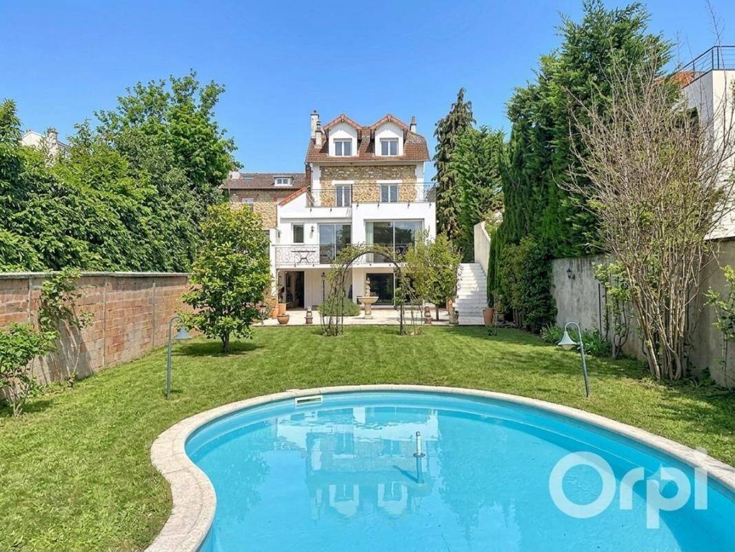 Maison 7 pièces 217 m² · à Clamart · 217 m² · 1 998 000 €