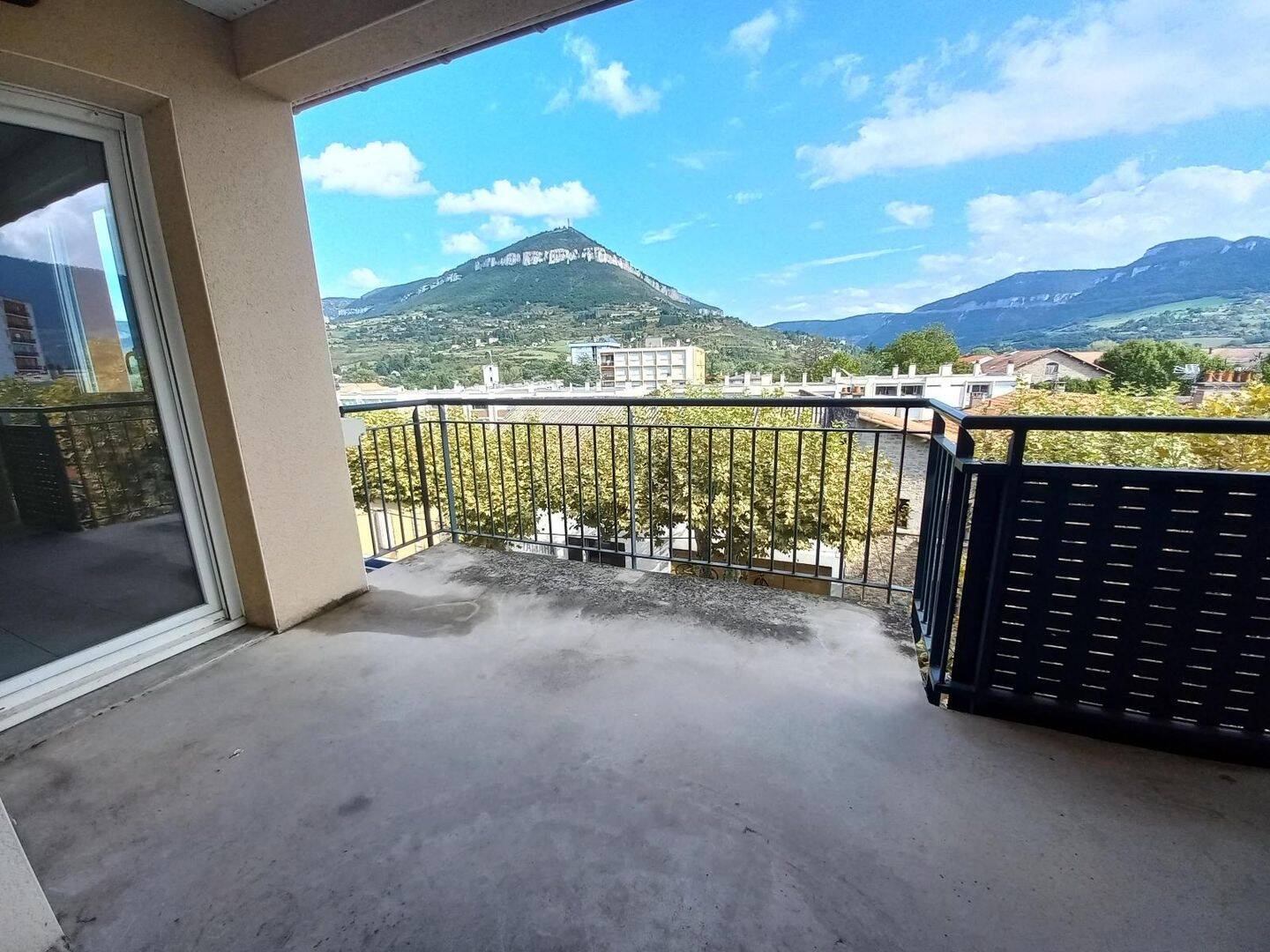 Appartement 3 pièces 78 m² · à Millau · 78 m² · 750 €/mois