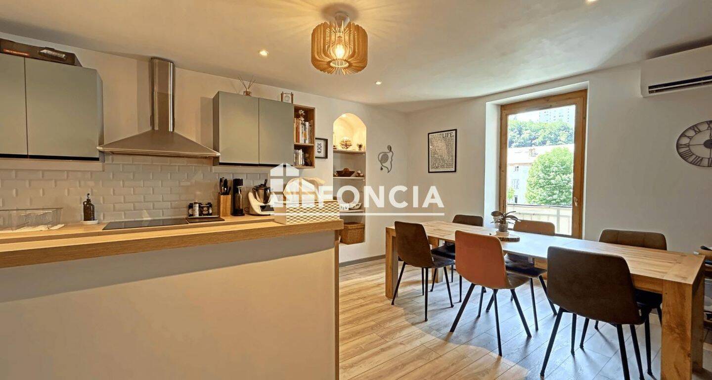 Appartement 4 pièces 111 m² · à Moûtiers · 111,5 m² · 268 000 €