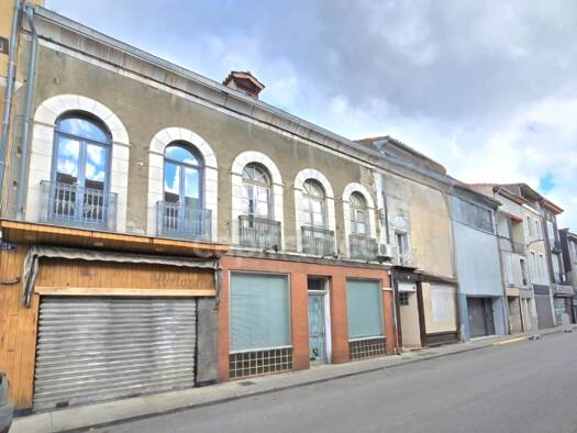 Immeuble à vendre 240 000 € 616 m² Montréjeau 31210