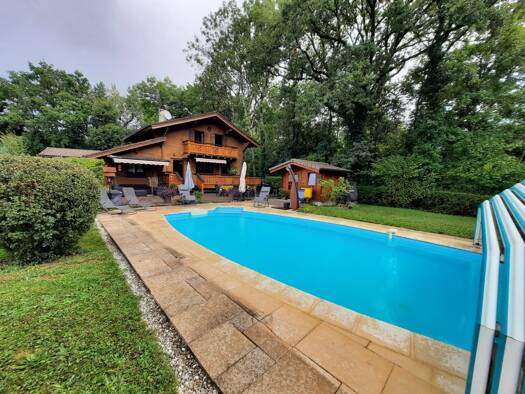 Chalet à vendre 600 000 € 5 pièces 3 chambres 94 m² Viuz-en-Sallaz 74250