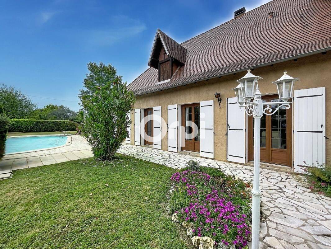 Maison 5 pièces 168 m² · à La Force · 168 m² · 299 000 €