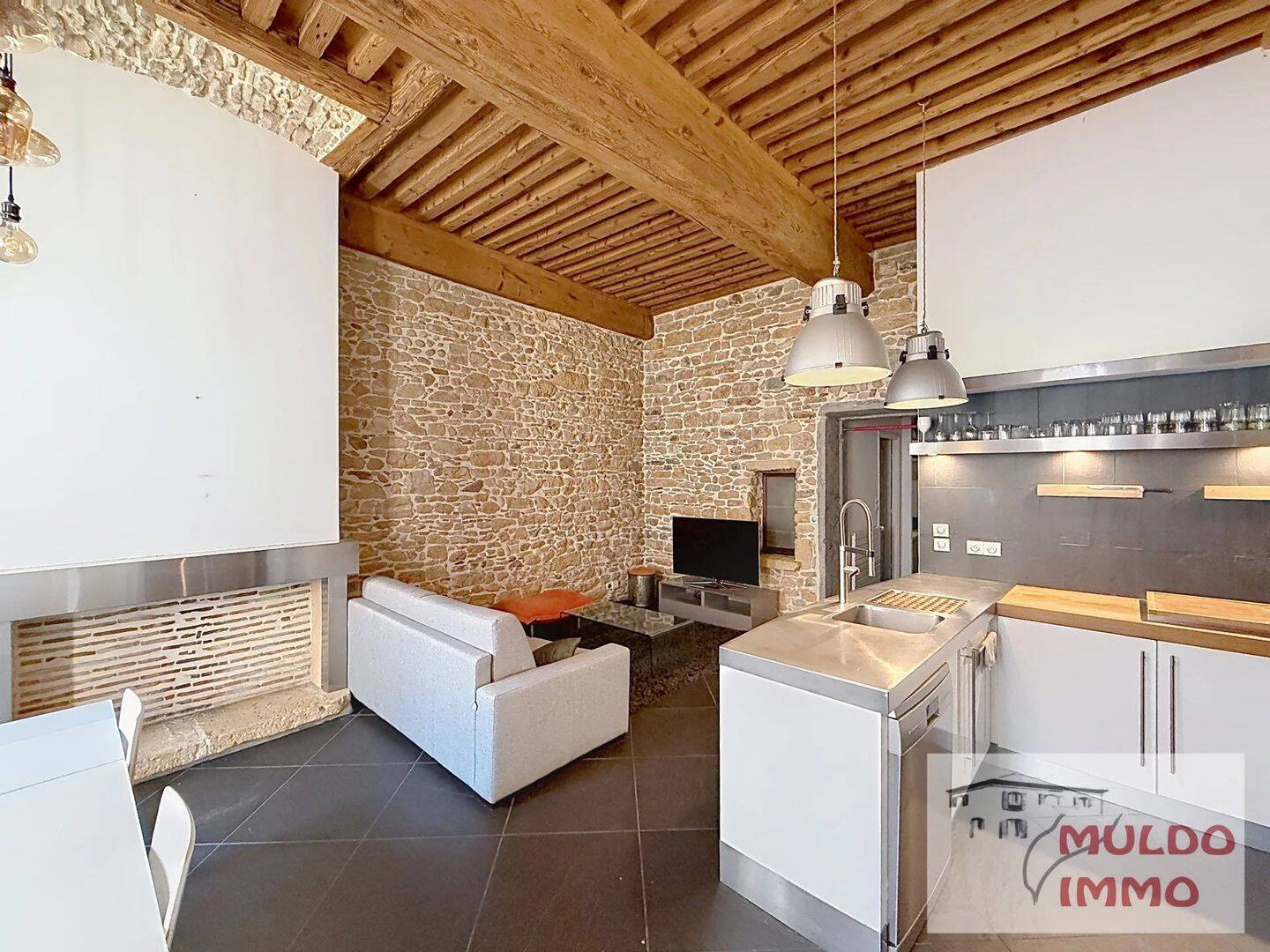 Appartement 2 pièces 74 m² · à Lyon 2ème Arrondissement · 74 m² · 1 450 €/mois
