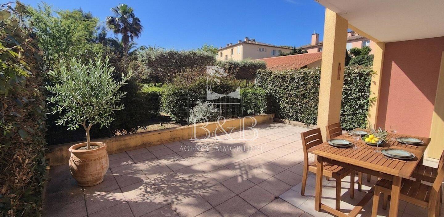 Appartement 2 pièces 47 m² · à Fréjus · 46,5 m² · 245 000 €