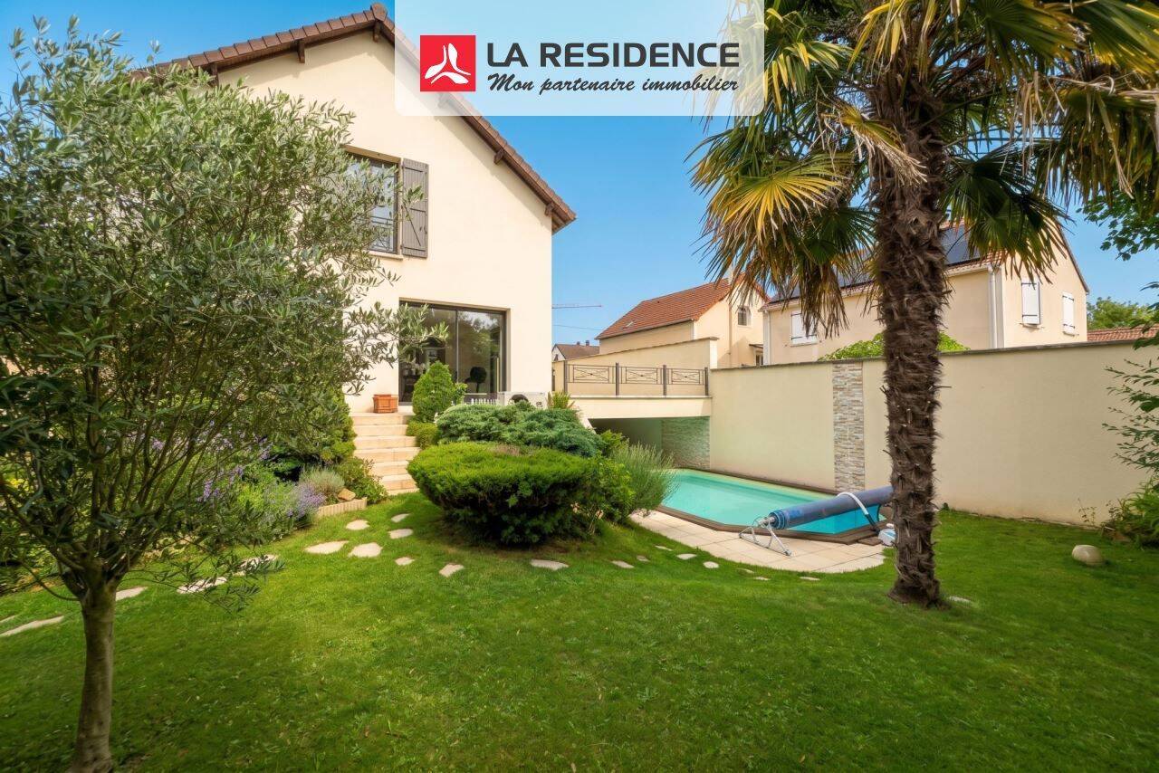 Maison 8 pièces 138 m² · à Taverny · 138 m² · 635 000 €