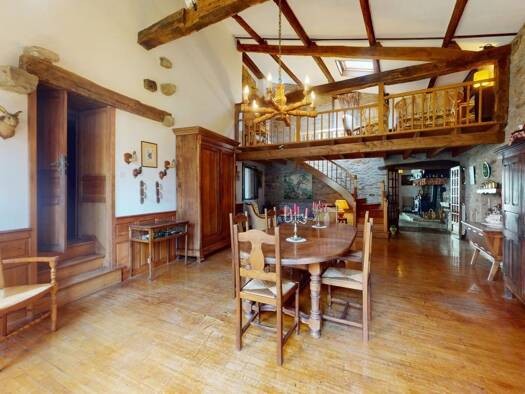 Maison à vendre 189 500 € 7 pièces 5 chambres 194 m² 80 m² de terrain Sauveterre-de-Rouergue 12800