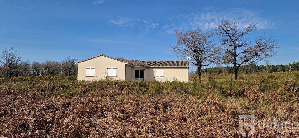 Maison 5 pièces 89 m² · à Cercoux · 89 m² · 195 000 €