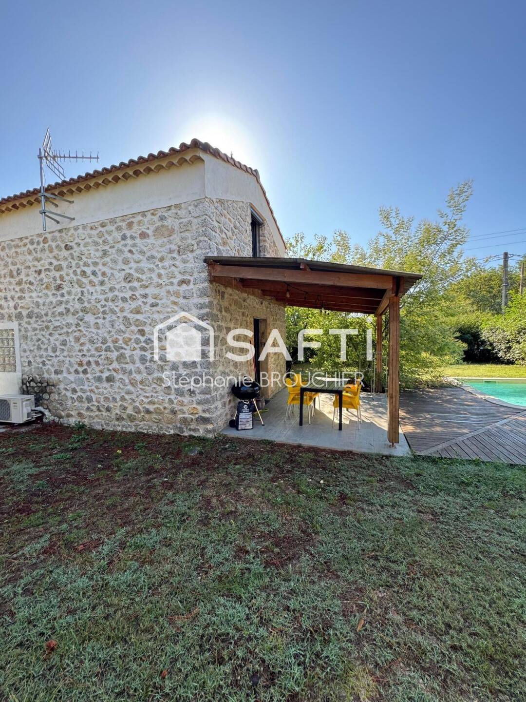 Maison 7 pièces 160 m² · à Ruoms · 160 m² · 488 000 €