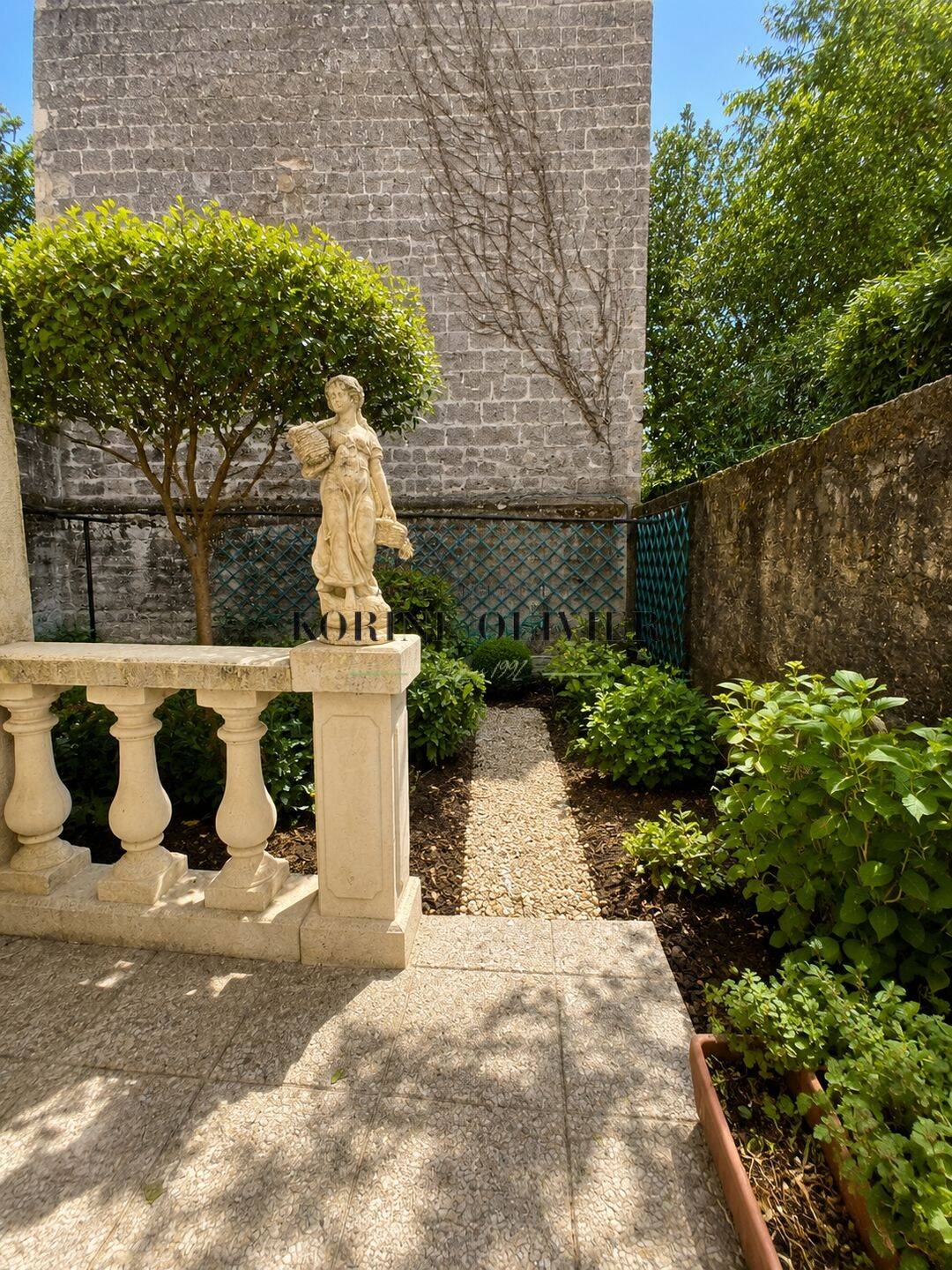 Maison 5 pièces 130 m² · à Valence · 130 m² · 300 000 €