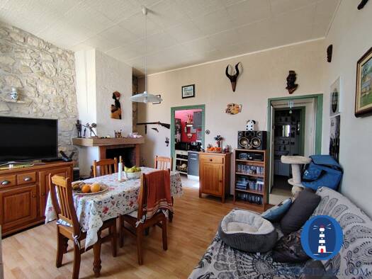 Appartement à vendre 64 000 € 2 pièces 1 chambre 44,9 m² Étage 2/2 Sud Sigean 11130