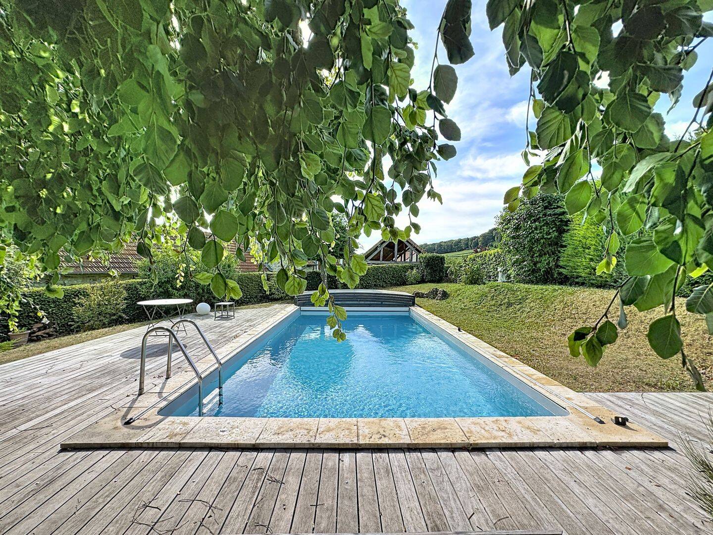 Maison 9 pièces 197 m² · à Sermiers · 197 m² · 525 000 €