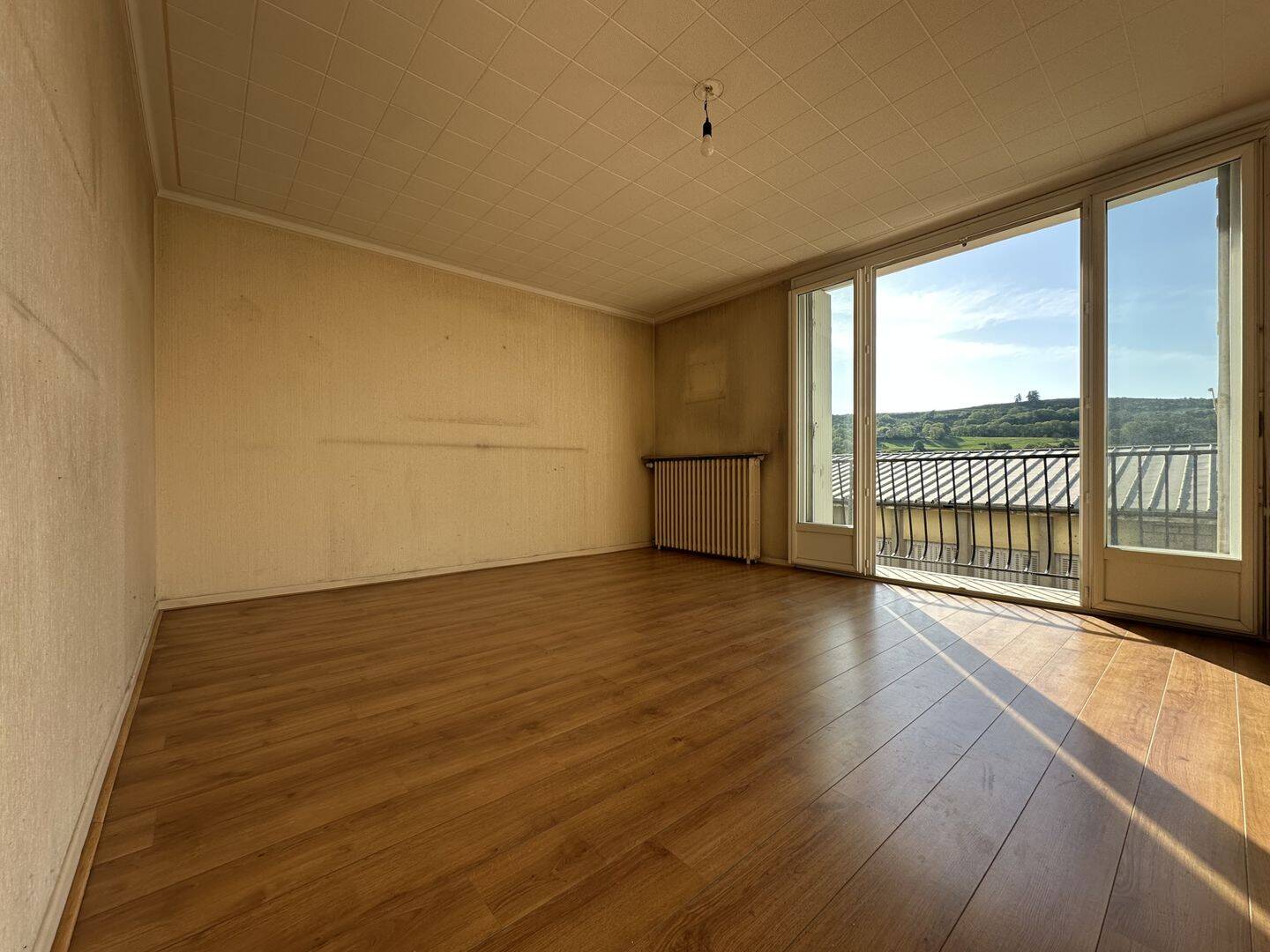 Appartement 4 pièces 83 m² · à Aurillac · 83 m² · 99 000 €