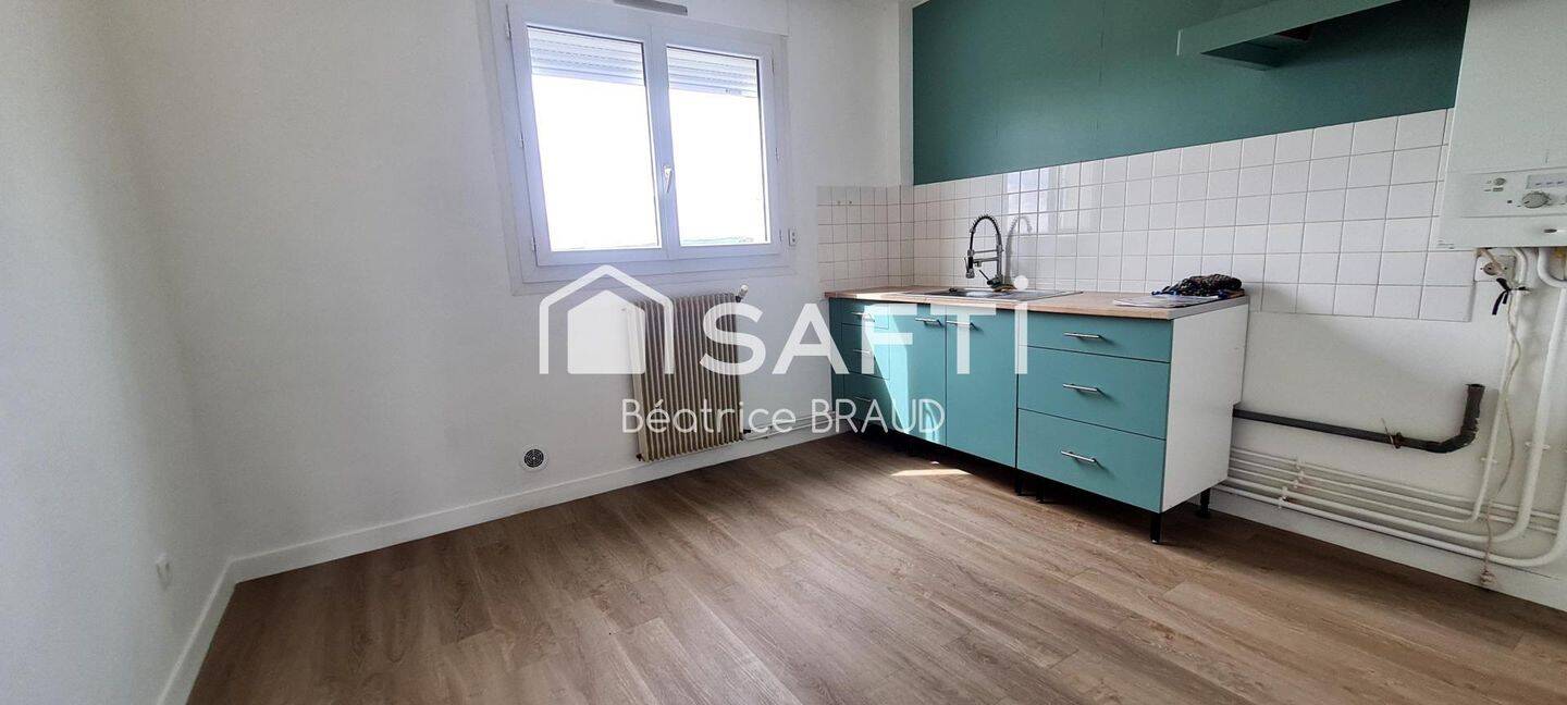 Appartement 5 pièces 82 m² · à Saint-Junien · 82 m² · 99 500 €