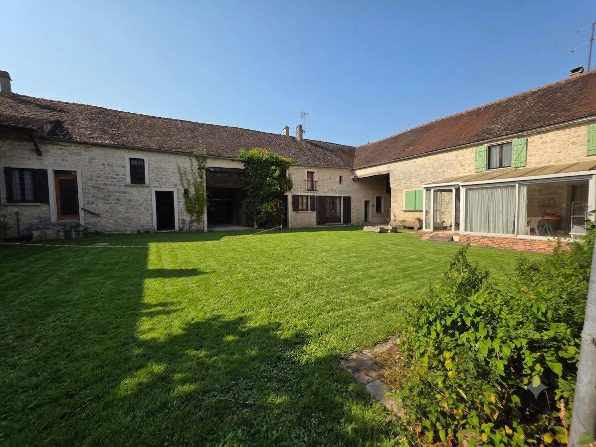 Maison 8 pièces 250 m² · à Milly-la-Forêt · 250 m² · 480 000 €
