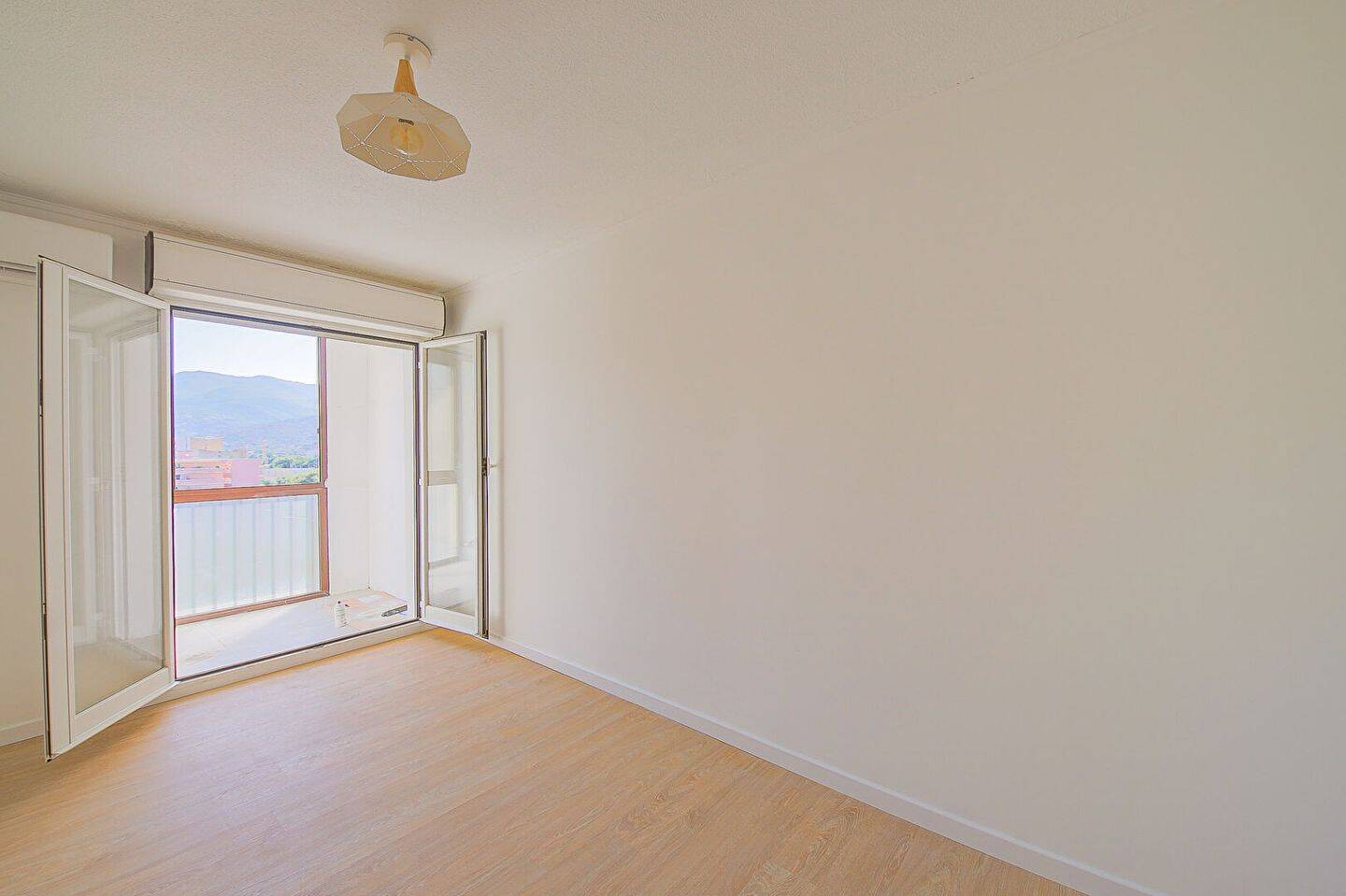 Appartement 3 pièces 56 m² · à Bastia · 56,4 m² · 160 000 €