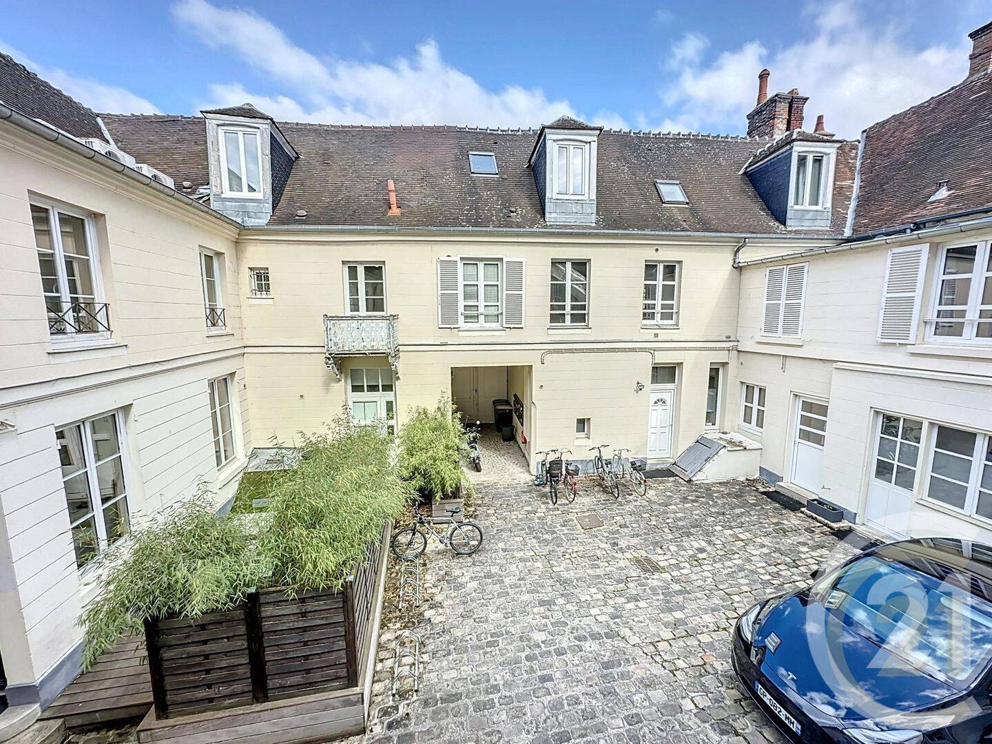 Appartement 1 pièce 31 m² · à Compiègne · 31 m² · 740 €
