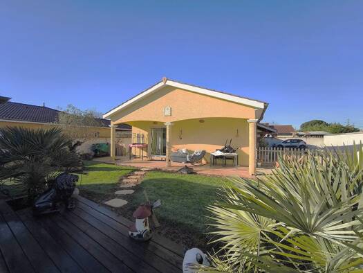 Villa à vendre 291 000 € 5 pièces 4 chambres 96 m² 749 m² de terrain Cruzilles-lès-Mépillat 01290