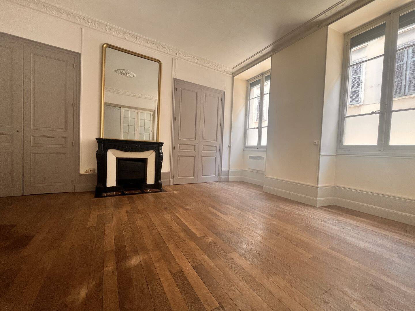Appartement 4 pièces 121 m² · à Grenoble · 121 m² · 299 000 €
